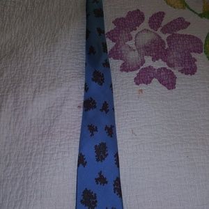Men's Strawbridge & Clothier 100% SIlk YIe NWOT